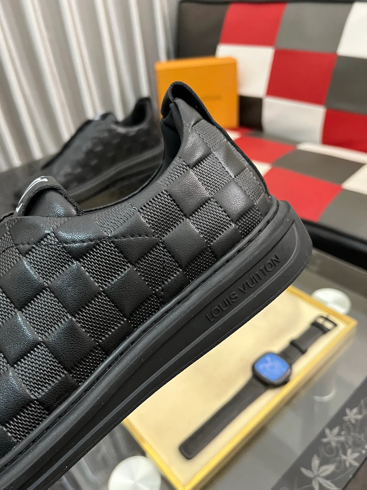 Men's shoes💰: 438⌚️⌚️"Loui* Vuitto*" LV's new Gaobang sports and casual shoes, imported first-layer cowhide ➕ imported sheepskin lining, high-end and comfortable, original outsole is light and wear-resistant! Purely handmade, details determine quality! Size 38-444️⃣Colors available